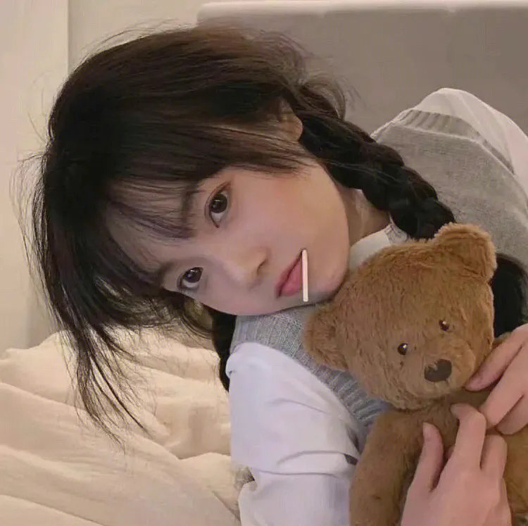 红衣少女